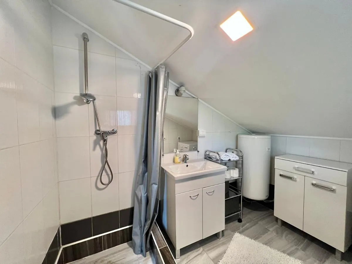 Appartement Apartman Milly Grižane Kroatië